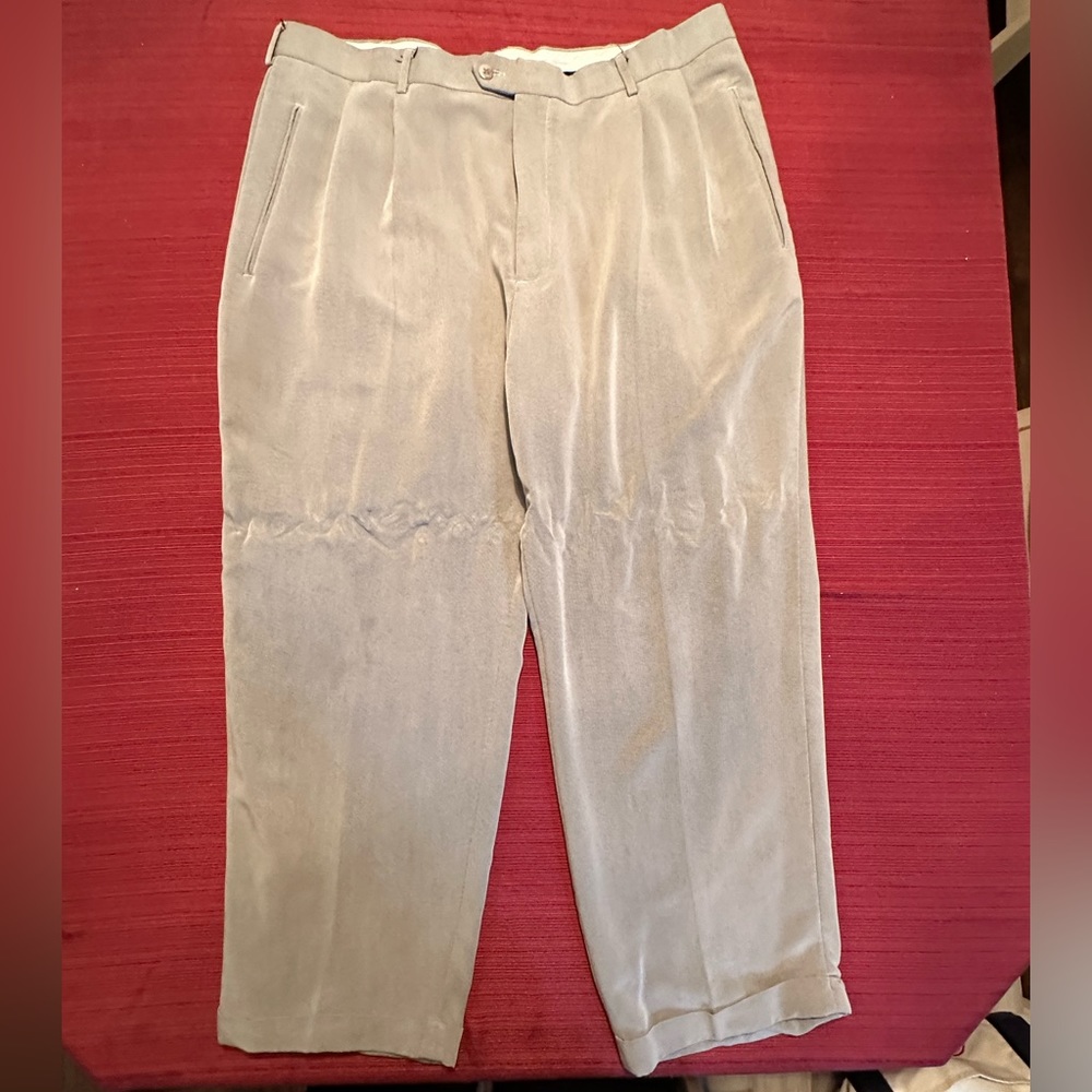 Good condition size 40 pair of khaki dress pants